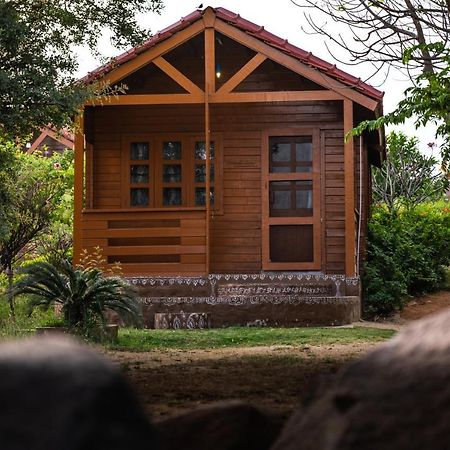 Leo Wodden Resort 함피 외부 사진