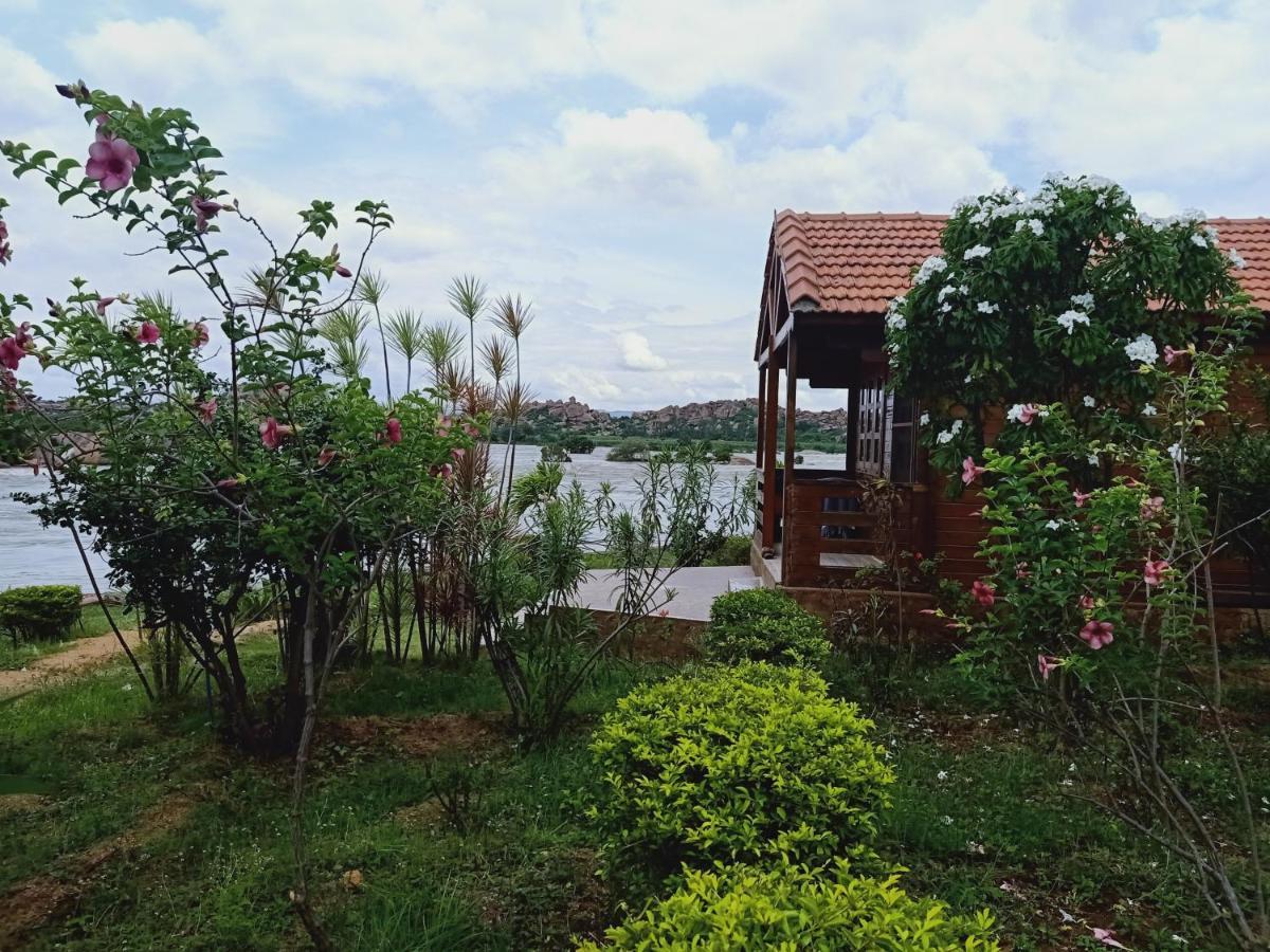 Leo Wodden Resort 함피 외부 사진