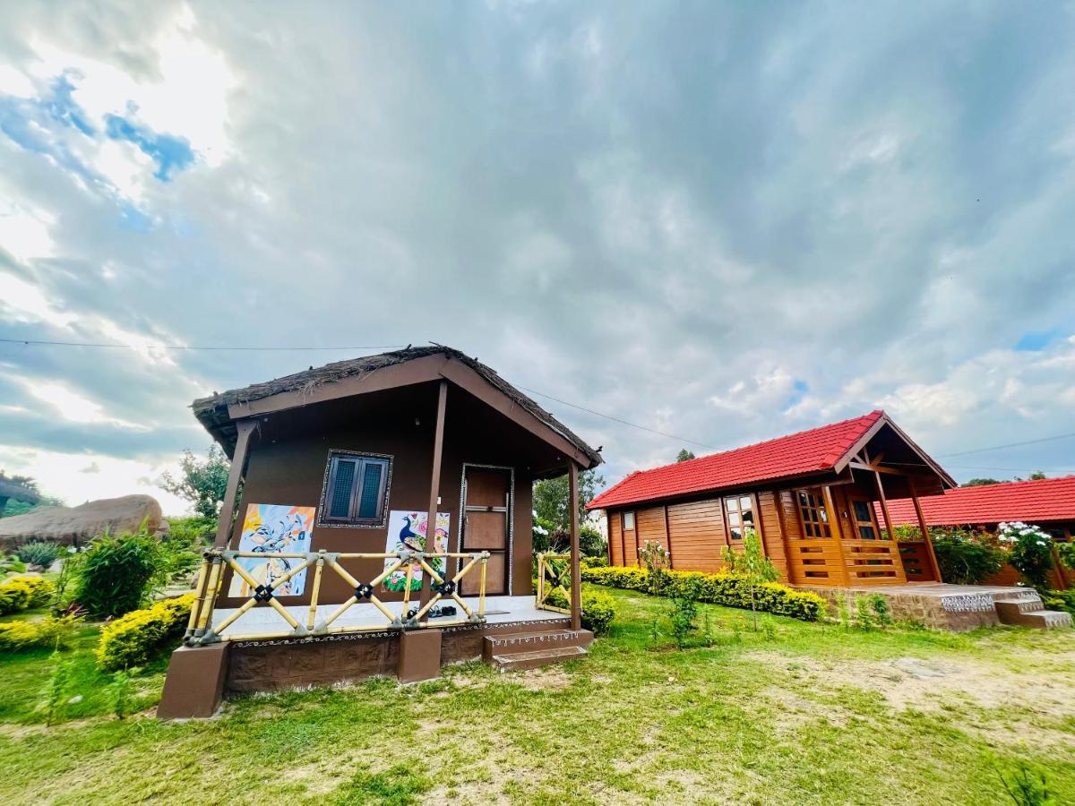 Leo Wodden Resort 함피 외부 사진
