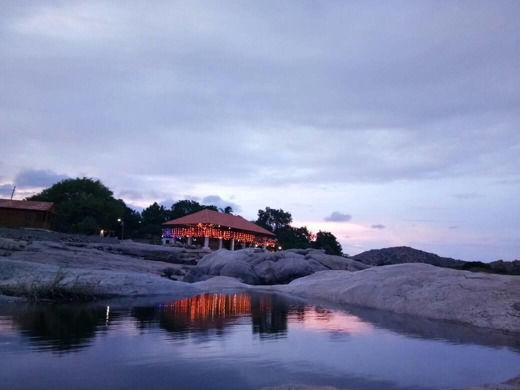 Leo Wodden Resort 함피 외부 사진